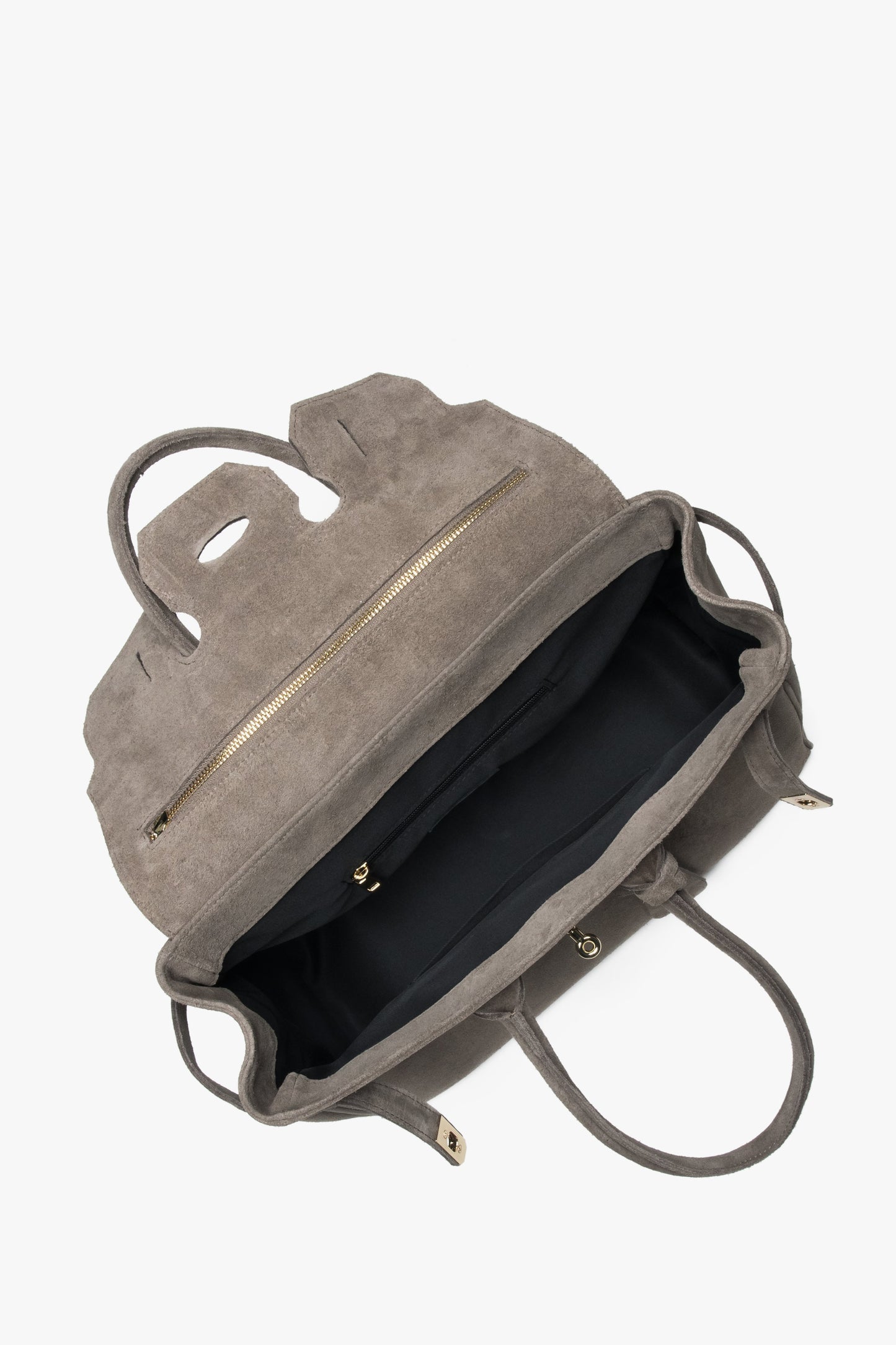 Draufsicht in das geöffnete Innere der Tasche mit Textilfutter und Reißverschluss