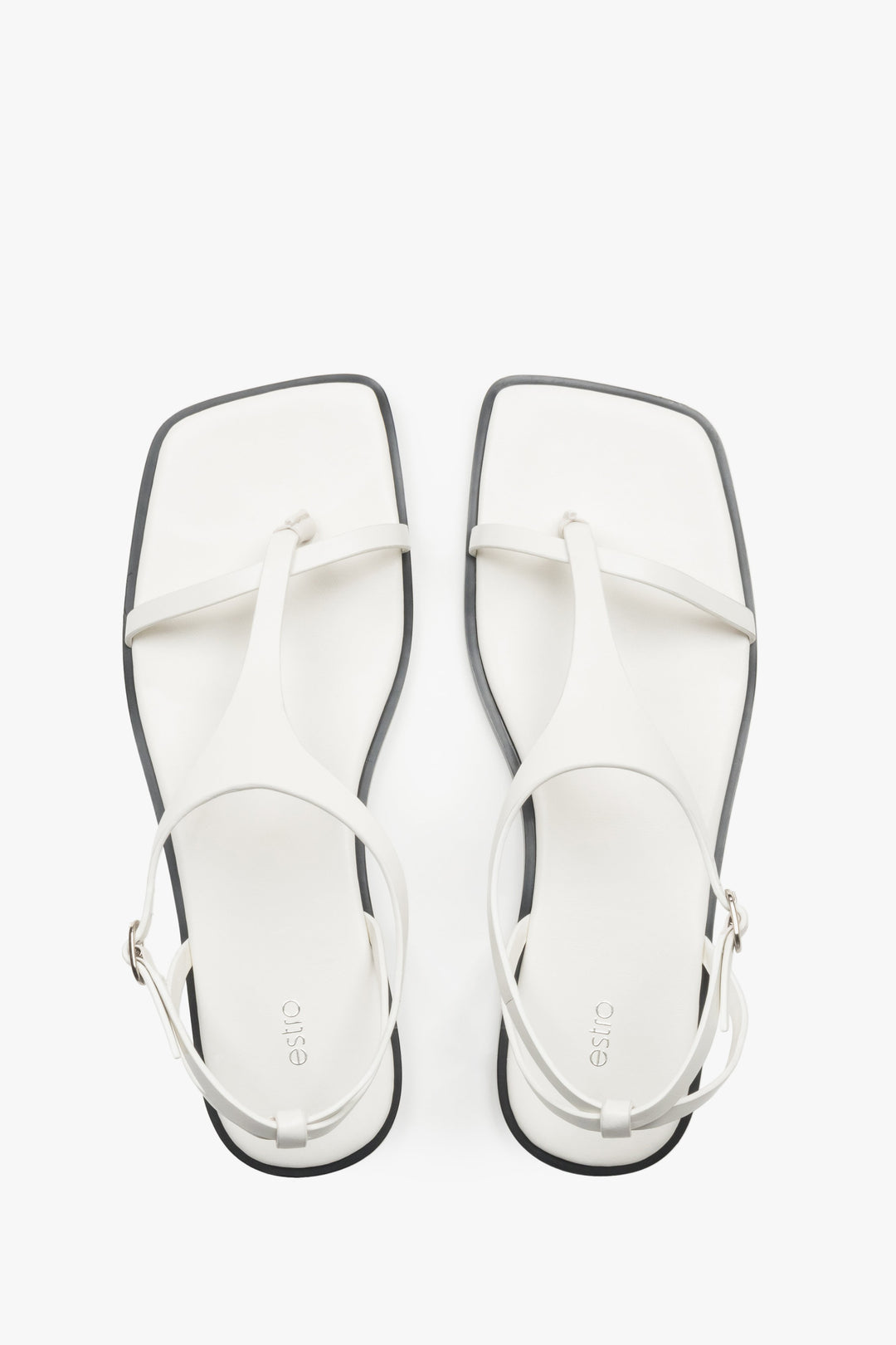 Weiße Damen-Sandalen aus echtem Leder von oben als Paar