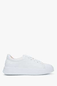 Weißer Damen-Sneaker low aus edlem italienischem Echtleder Estro ER00115648.